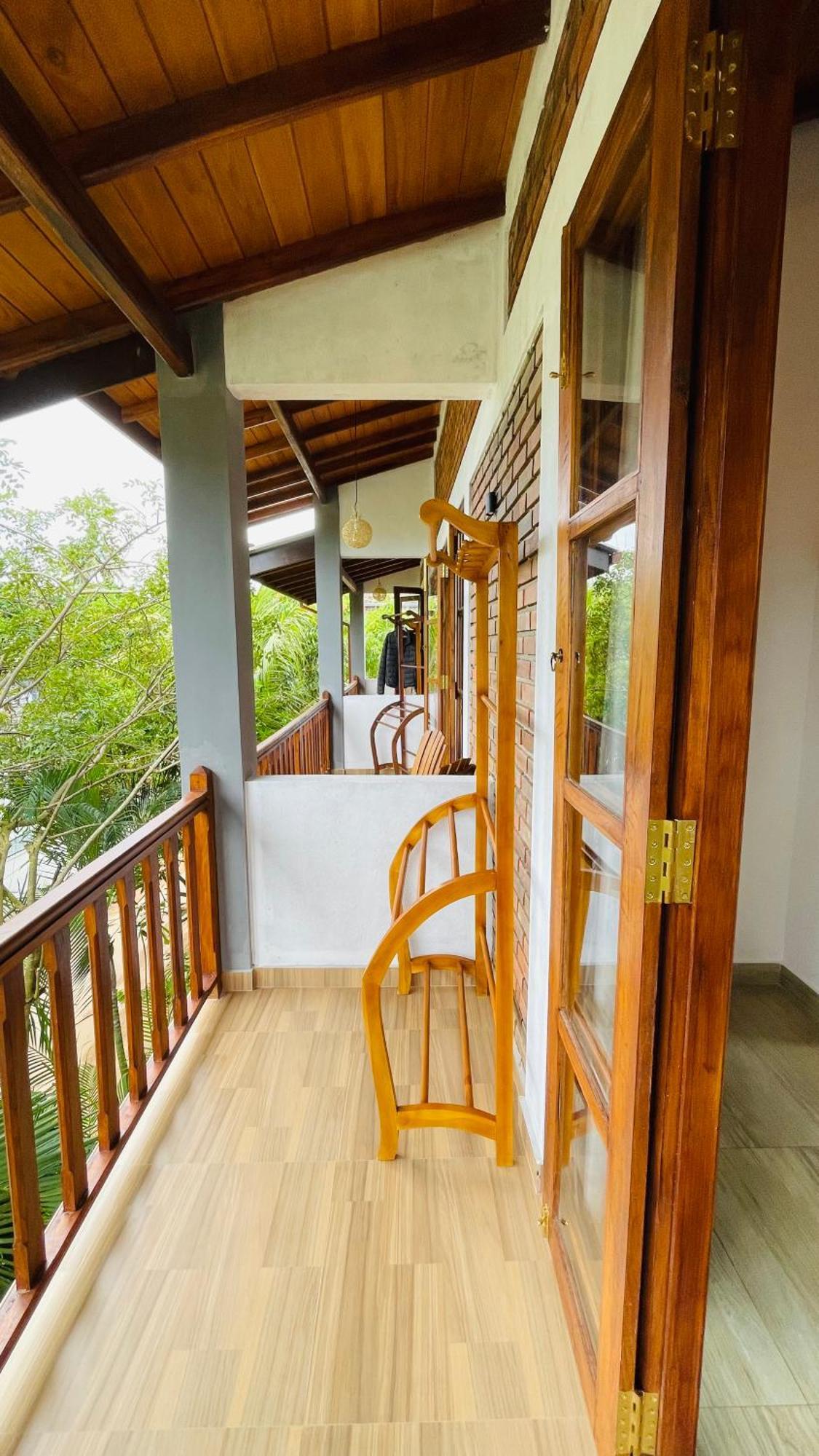 The Point Mirissa Hotel Exterior photo
