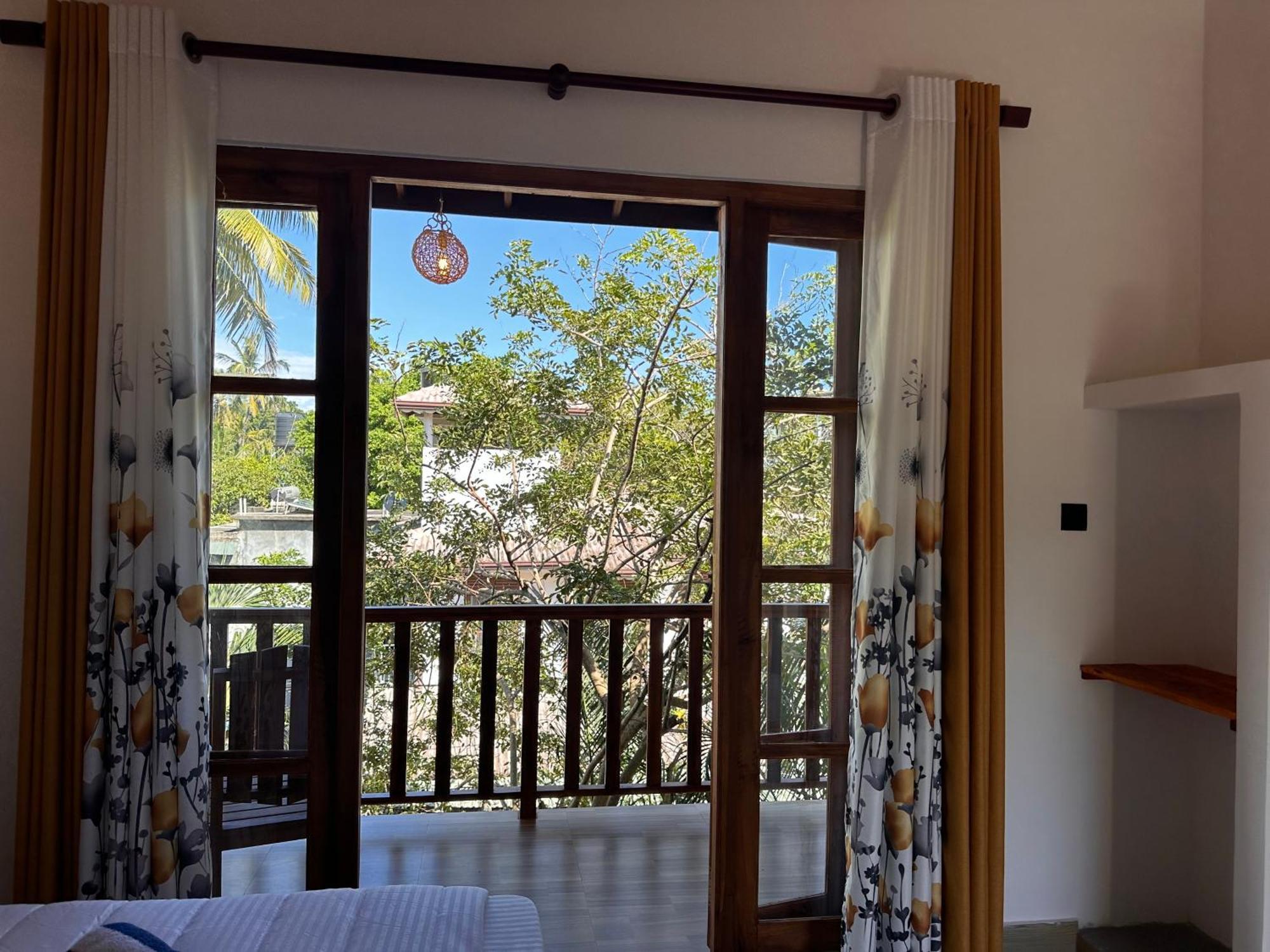 The Point Mirissa Hotel Exterior photo